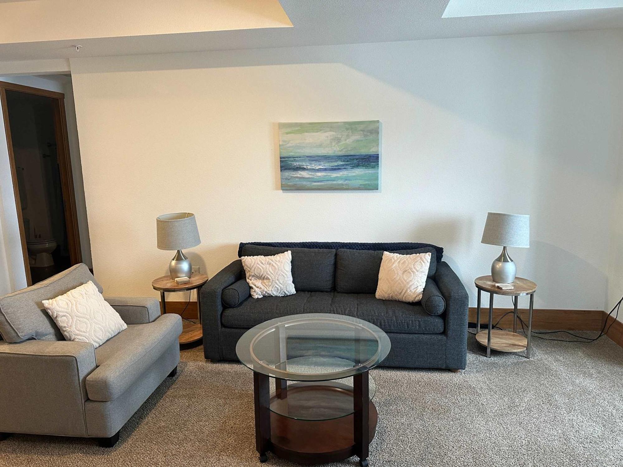 2Br Suite At The Grand Castle Pool Gym & Parking Grandville Exterior photo